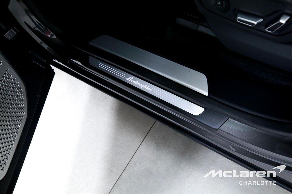 used 2025 Lamborghini Urus car, priced at $329,996