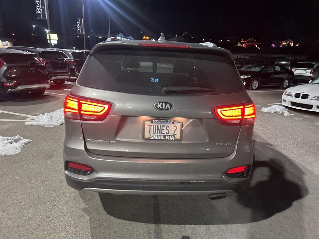 used 2019 Kia Sorento car, priced at $13,999