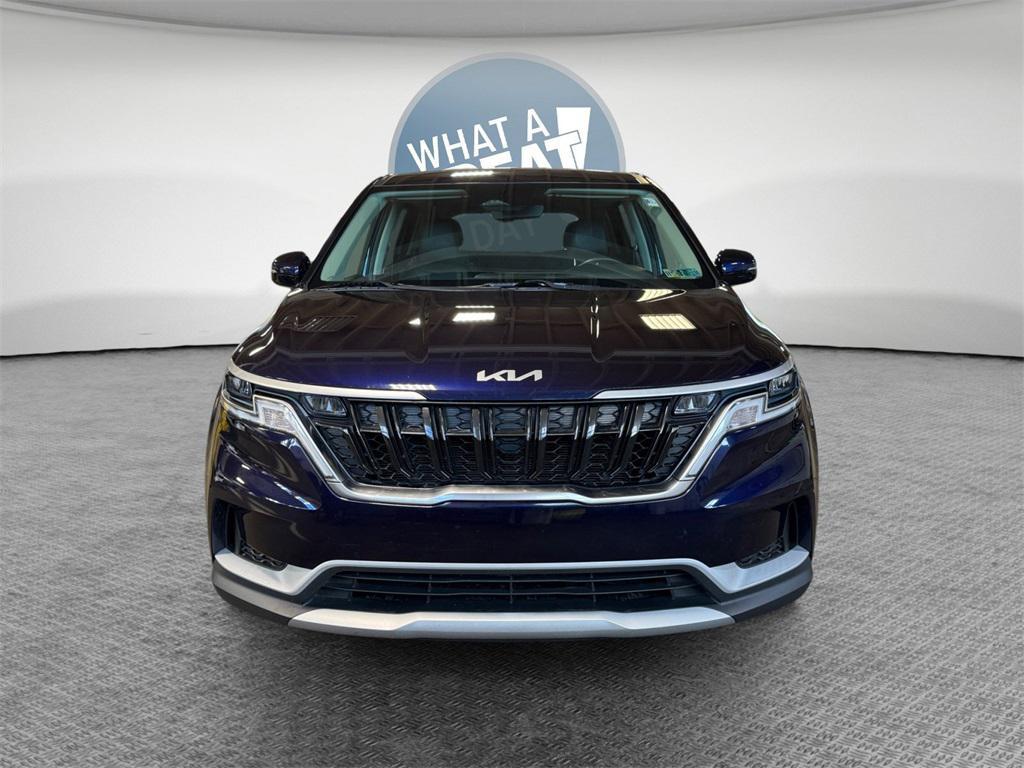 used 2023 Kia Carnival car, priced at $28,999