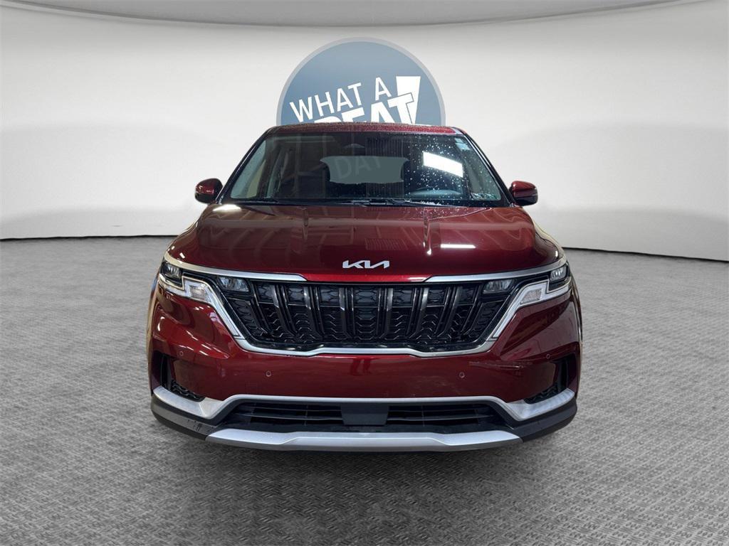 used 2024 Kia Carnival car, priced at $33,499