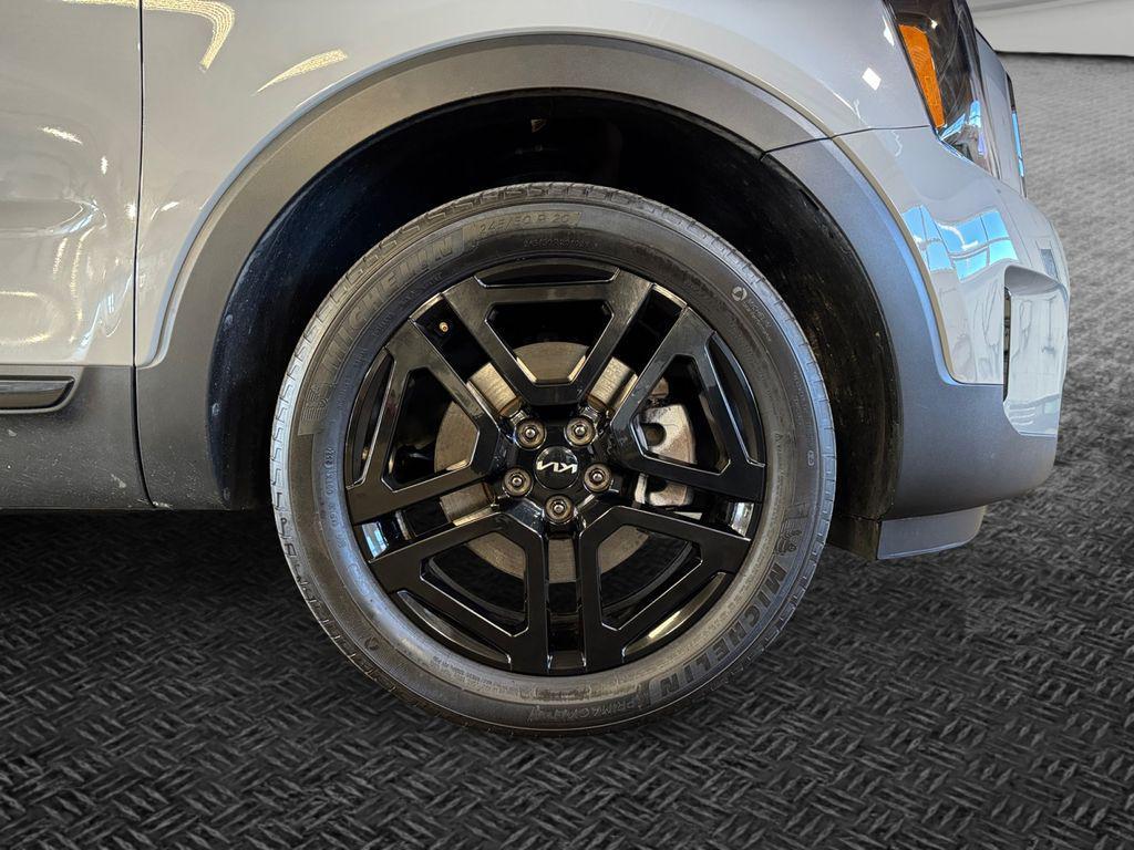 used 2024 Kia Telluride car, priced at $39,999