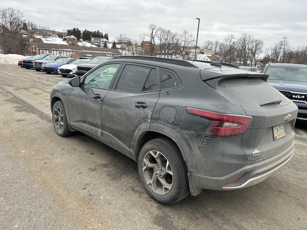 used 2025 Chevrolet Trax car, priced at $20,562