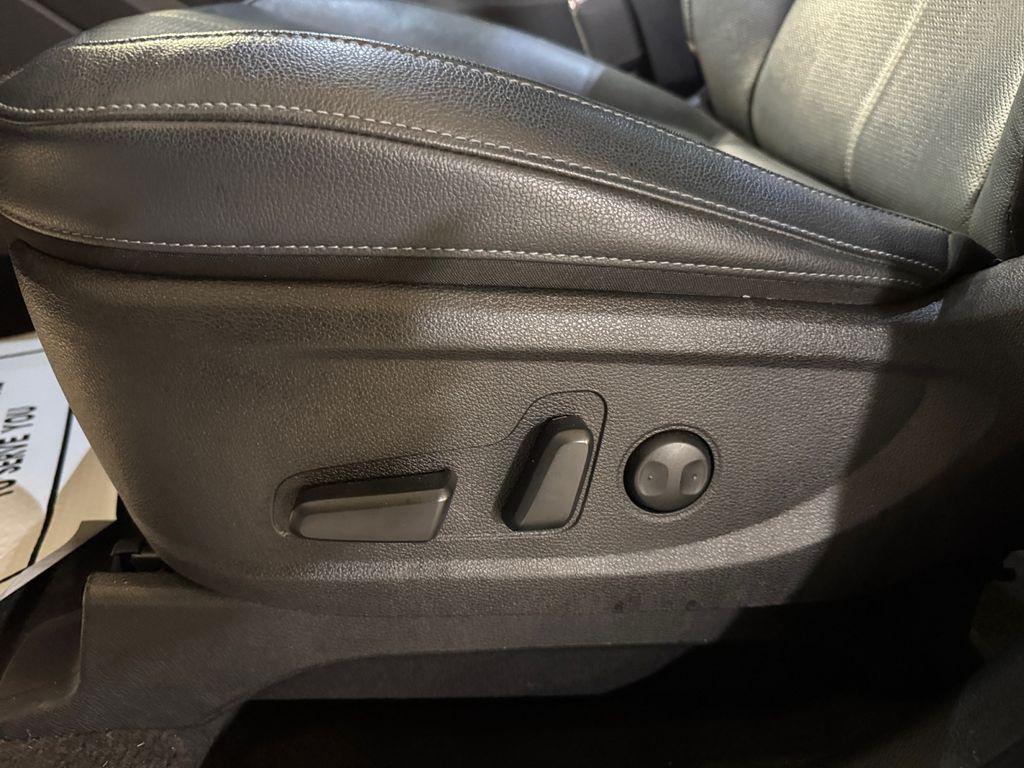 used 2022 Kia Telluride car, priced at $27,999