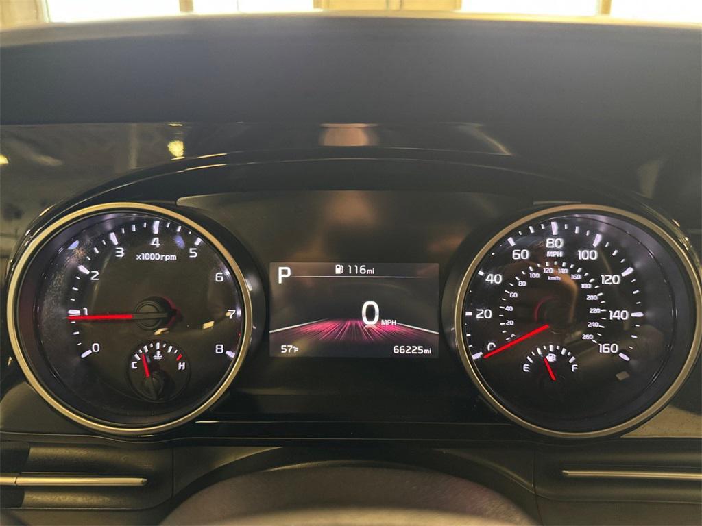 used 2024 Kia Carnival car, priced at $29,499