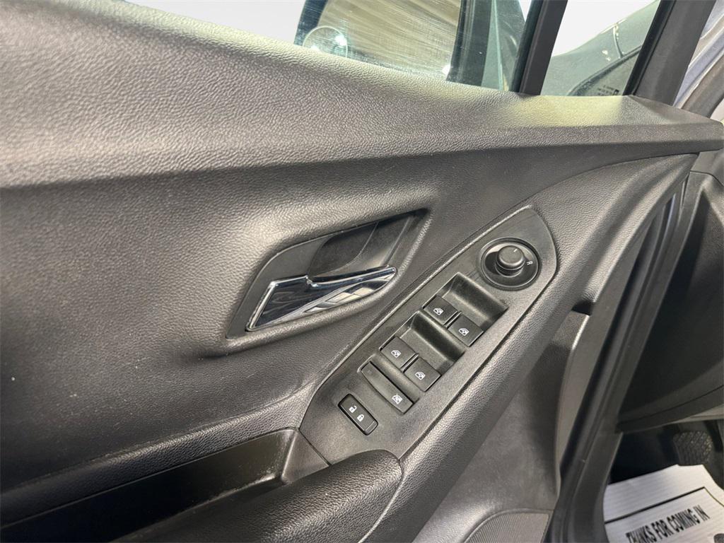 used 2020 Chevrolet Trax car, priced at $9,999