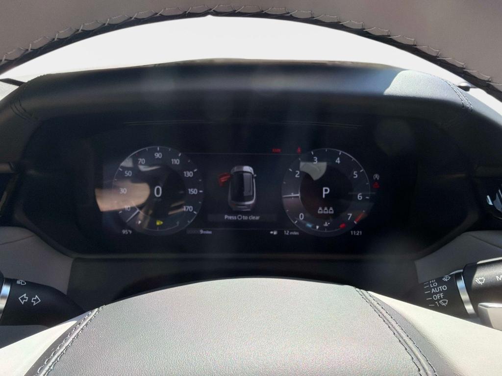 Land Rover Range Rover Velar view 26