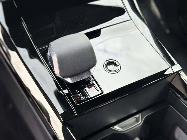 new 2026 Land Rover Range Rover Sport car, priced at $95,020