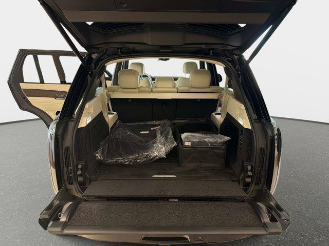 new 2026 Land Rover Range Rover car, priced at $139,015