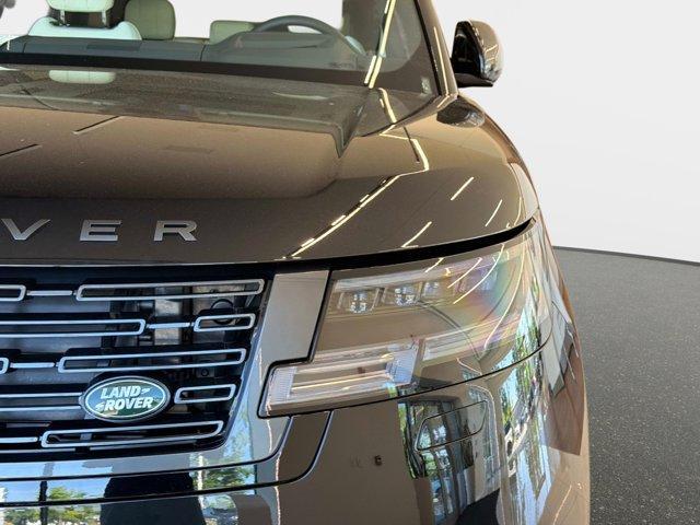 new 2026 Land Rover Range Rover car, priced at $139,015