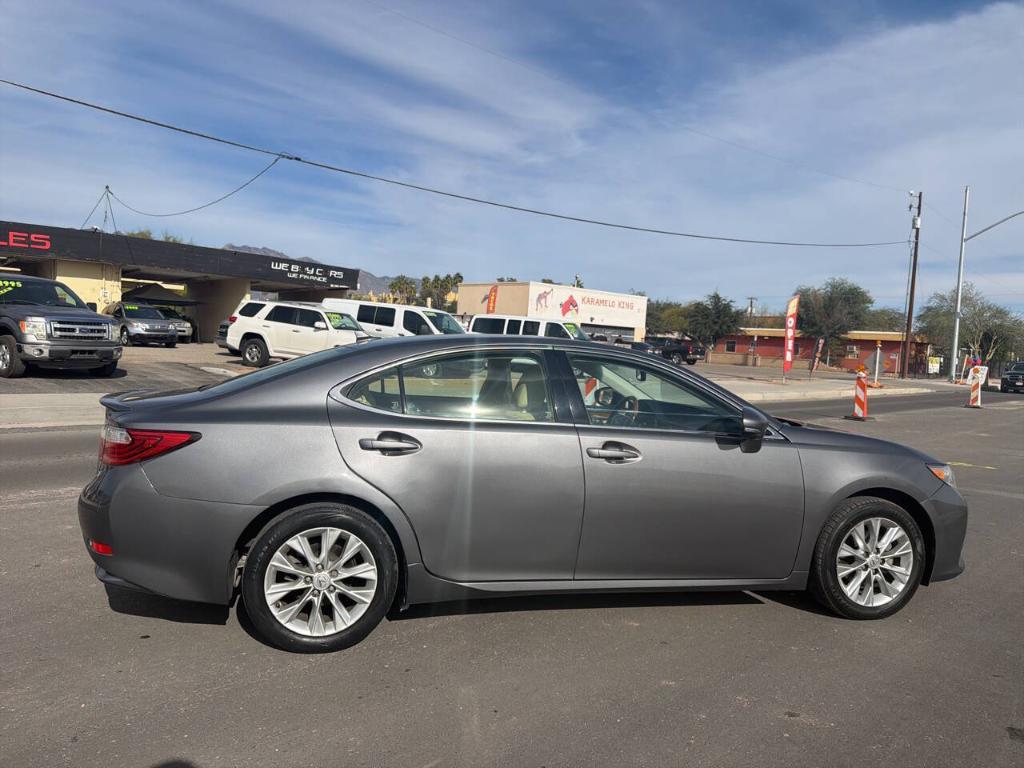 used 2014 Lexus ES 300h car, priced at $13,995