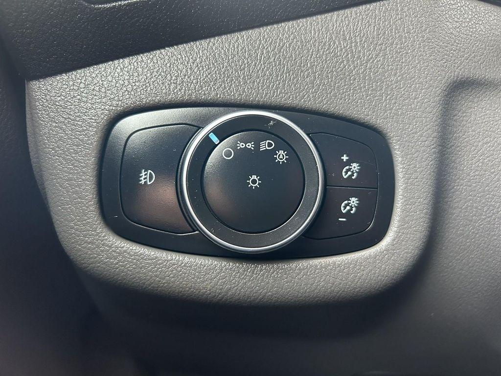 used 2020 Ford Transit Connect car, priced at $18,999