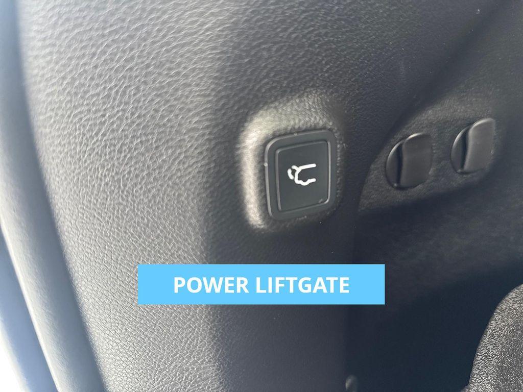 used 2019 Jeep Cherokee car, priced at $22,999