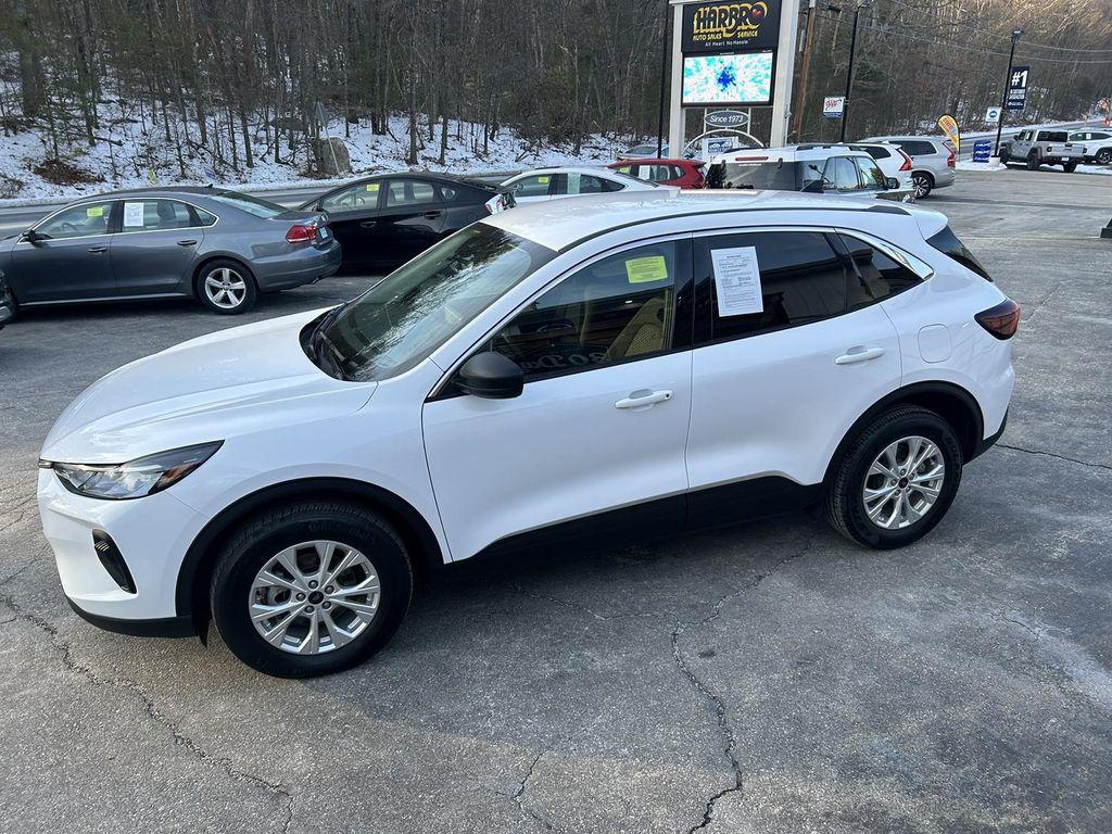 used 2024 Ford Escape car