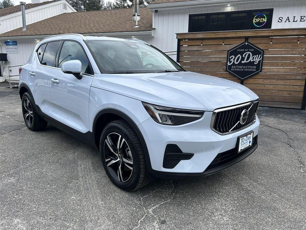 used 2025 Volvo XC40 car, priced at $33,999
