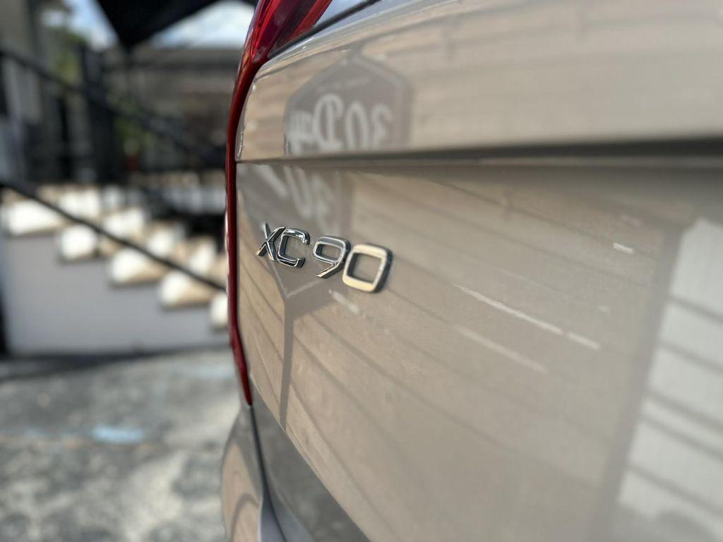 used 2025 Volvo XC90 car, priced at $43,997
