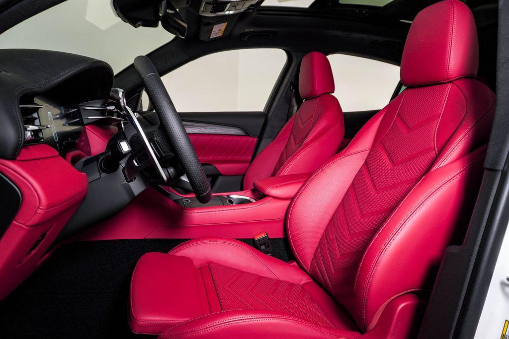 new 2025 Maserati Grecale car, priced at $84,995