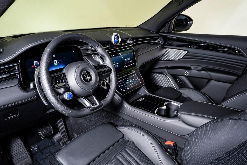 used 2025 Maserati Grecale Folgore car, priced at $68,000