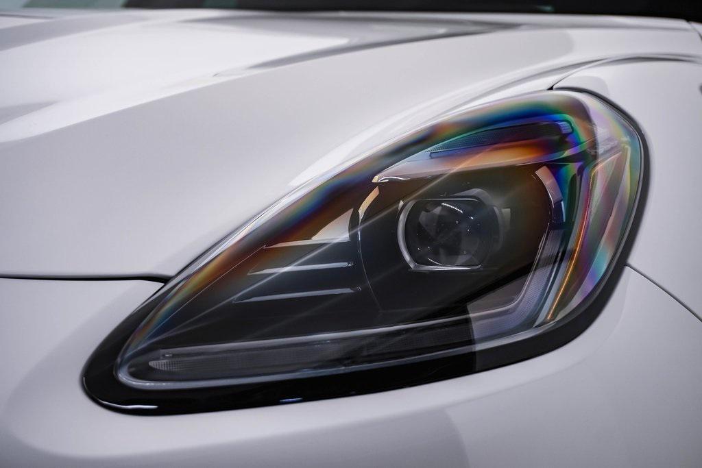 used 2025 Maserati Grecale car, priced at $66,800