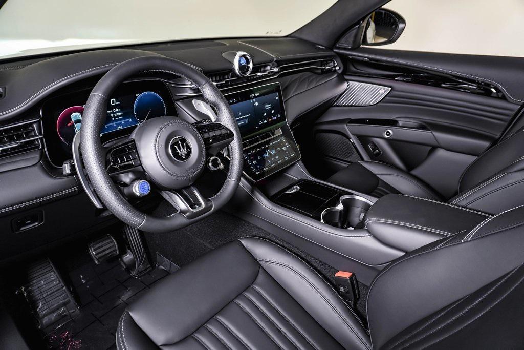 used 2025 Maserati Grecale car, priced at $66,800