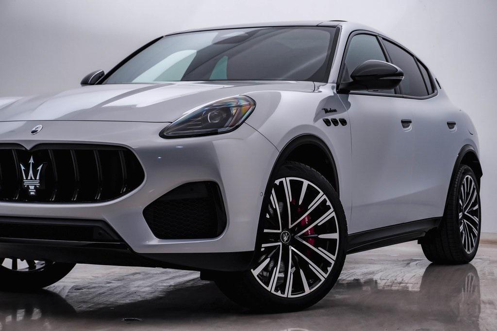 new 2025 Maserati Grecale car, priced at $80,995