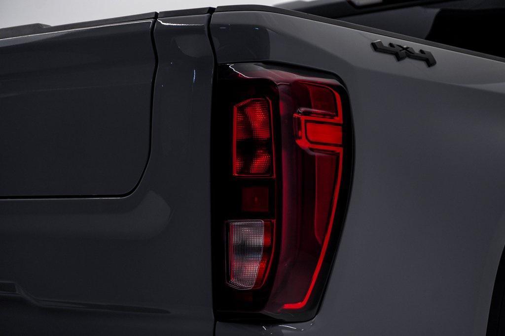 used 2024 GMC Sierra 1500 car, priced at $40,000