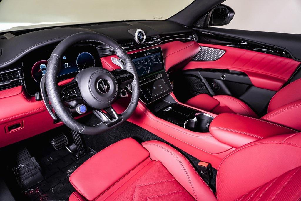 new 2025 Maserati Grecale car, priced at $86,995
