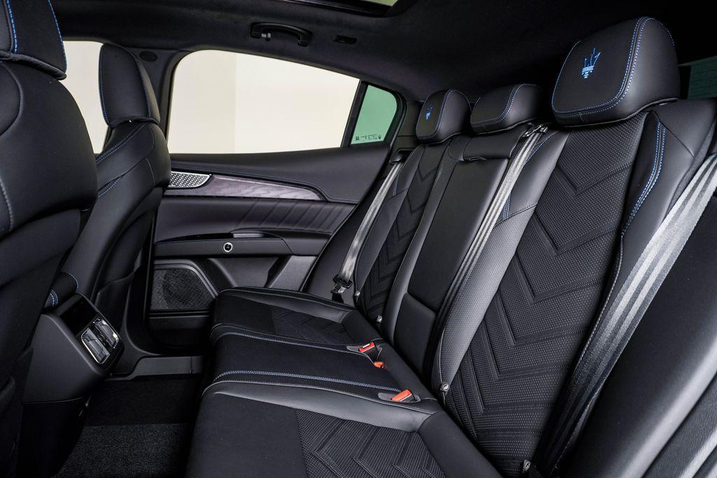 new 2026 Maserati Grecale car, priced at $96,615