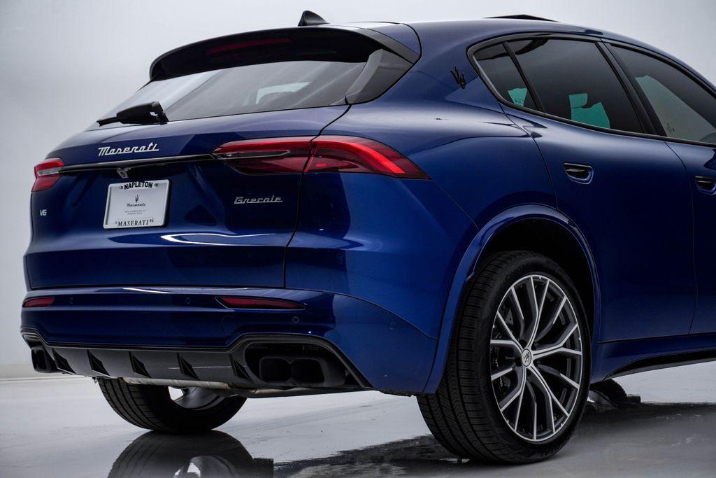 new 2026 Maserati Grecale car, priced at $96,615