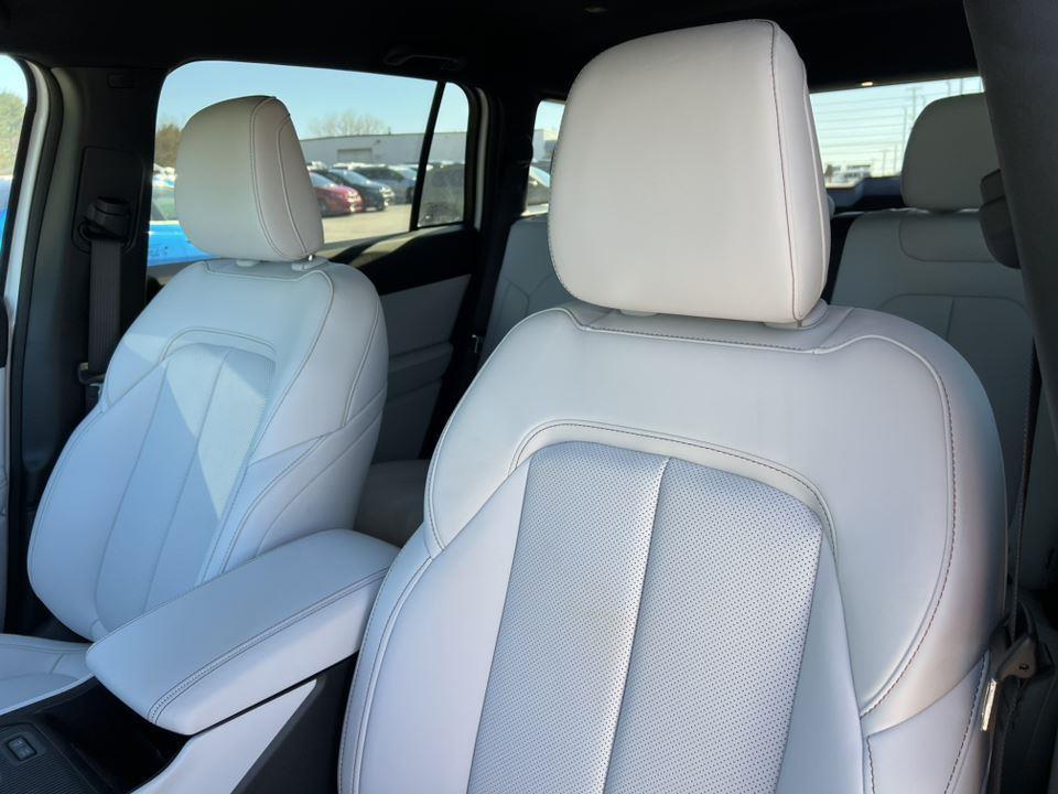 new 2026 Jeep Cherokee car, priced at $40,949