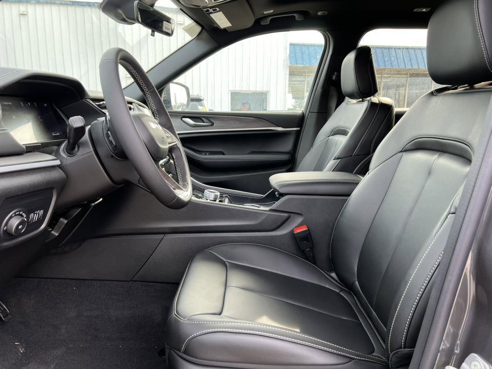 new 2026 Jeep Grand Cherokee L car, priced at $50,133