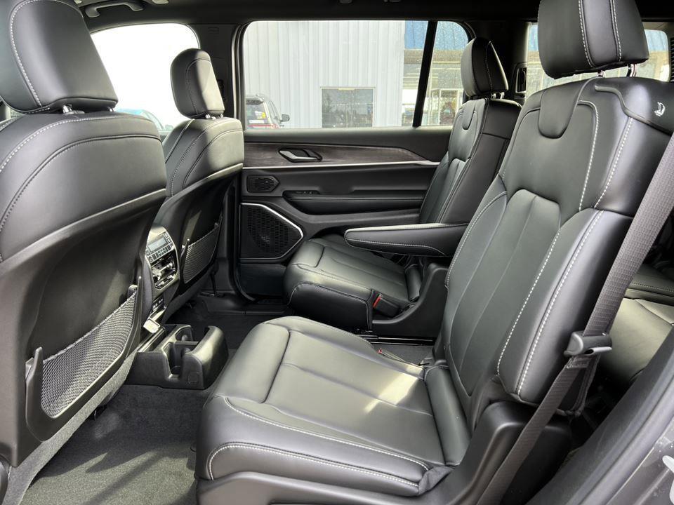 new 2026 Jeep Grand Cherokee L car, priced at $50,133