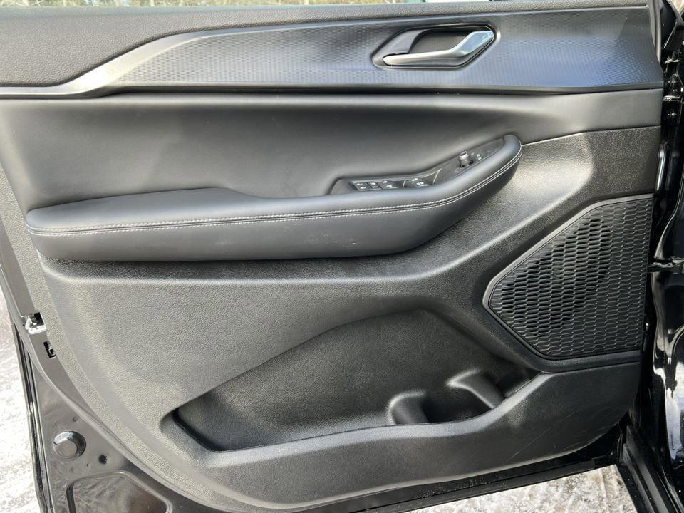 new 2026 Jeep Grand Cherokee L car, priced at $45,734