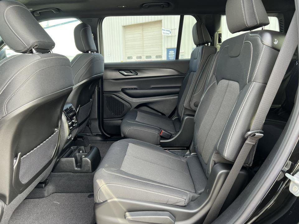 new 2026 Jeep Grand Cherokee L car, priced at $45,734