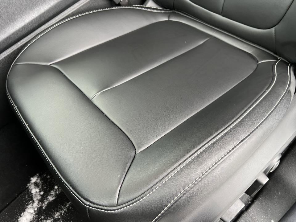 new 2026 Jeep Grand Cherokee car, priced at $47,223