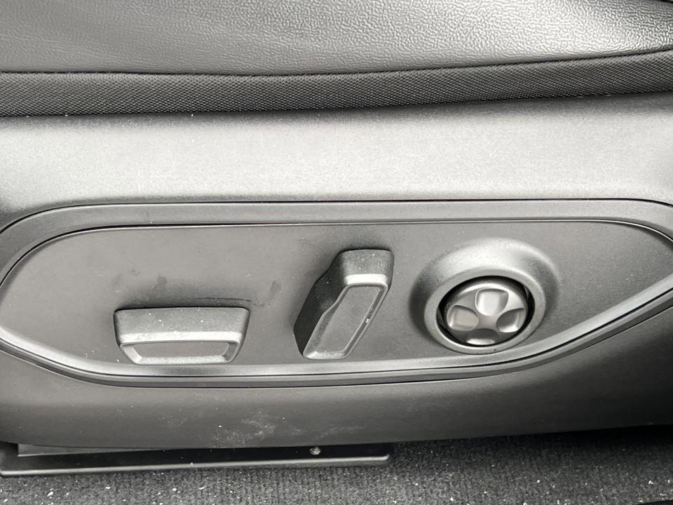 new 2026 Jeep Grand Cherokee car, priced at $47,223