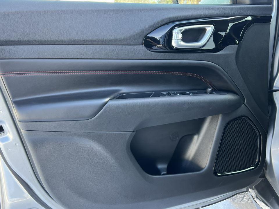 used 2022 Jeep Compass car, priced at $23,990