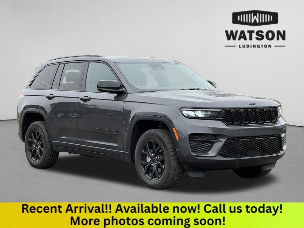 used 2024 Jeep Grand Cherokee car, priced at $34,490