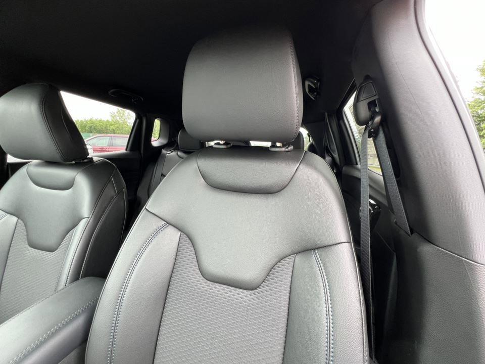 new 2025 Jeep Compass car, priced at $30,999