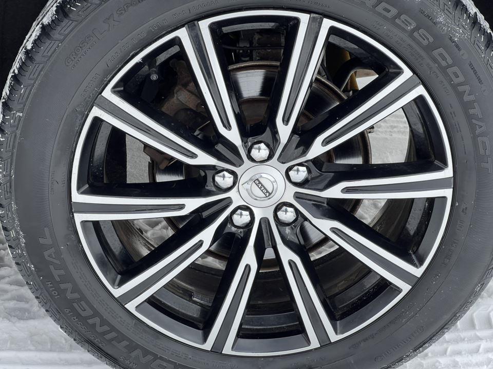 used 2018 Volvo XC60 car, priced at $18,690