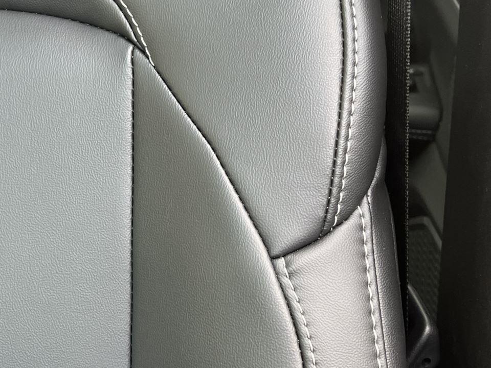 new 2026 Jeep Grand Cherokee car, priced at $50,122