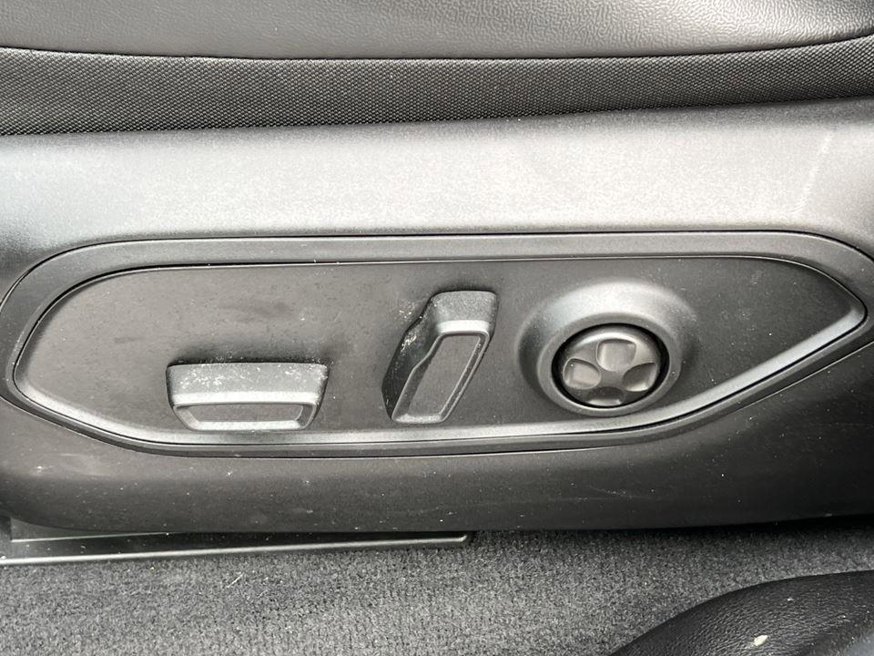 new 2026 Jeep Grand Cherokee car, priced at $50,122