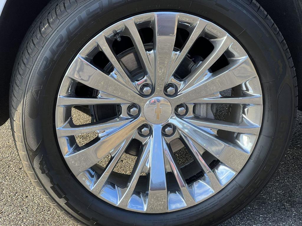 used 2023 Chevrolet Suburban car, priced at $46,490