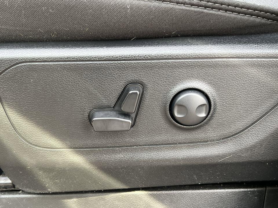 used 2025 Ram 1500 car, priced at $40,490