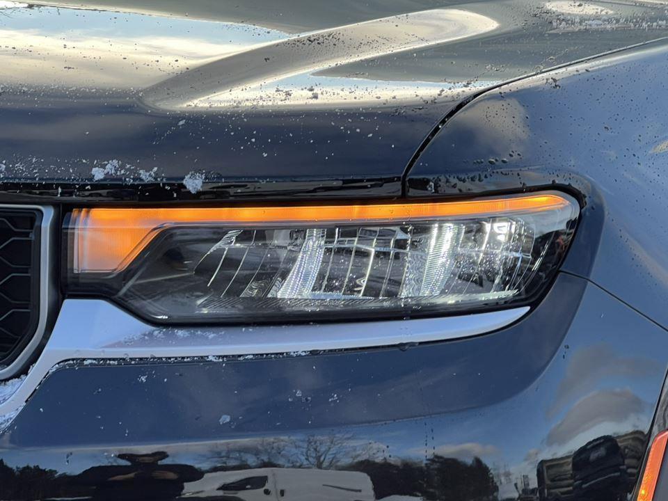 new 2026 Jeep Grand Cherokee car, priced at $48,659