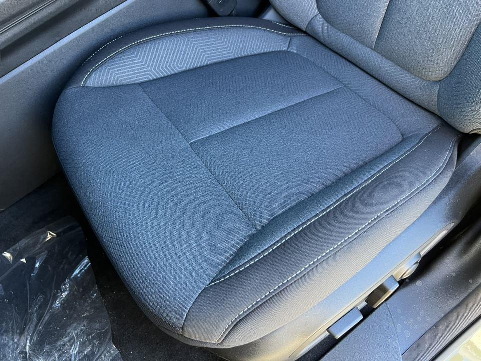 new 2026 Jeep Cherokee car, priced at $40,815