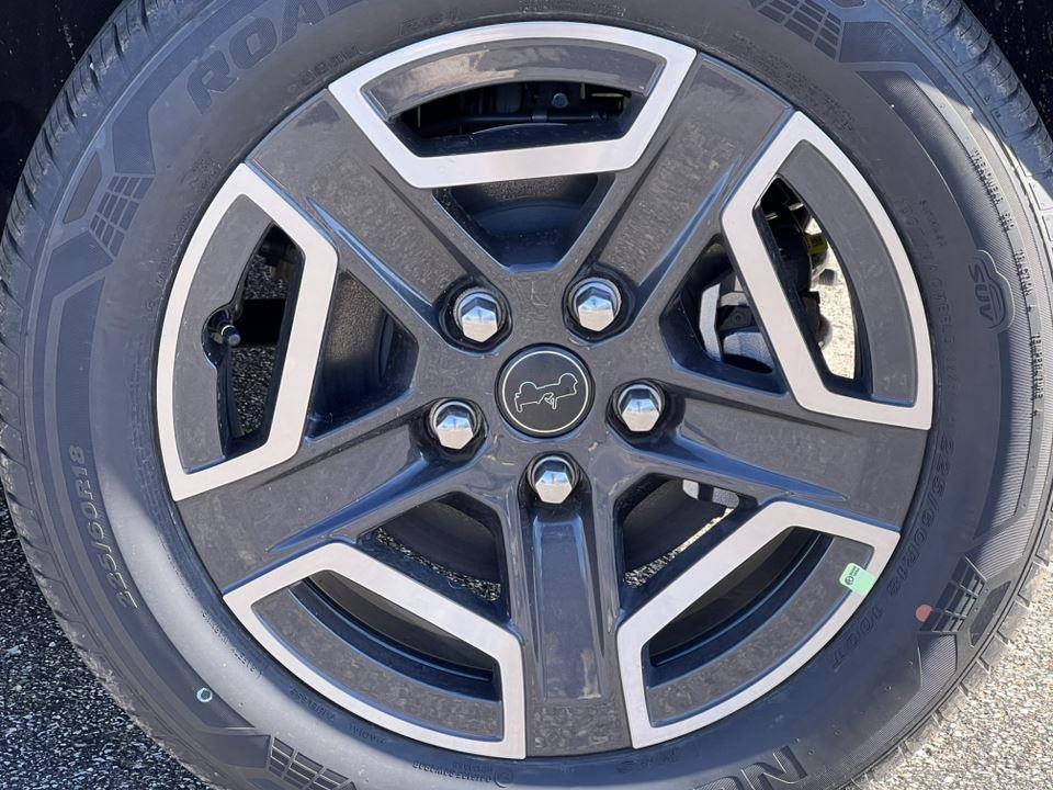 new 2026 Jeep Cherokee car, priced at $40,815