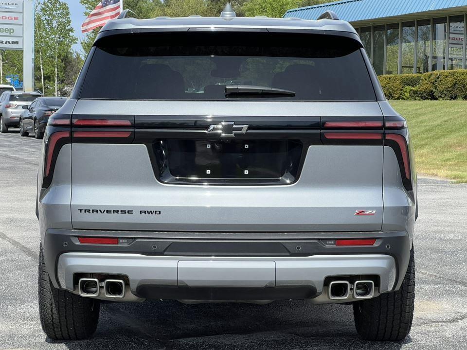 used 2025 Chevrolet Traverse car, priced at $47,490