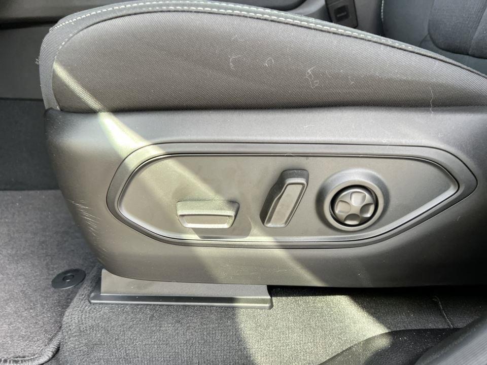 new 2025 Jeep Grand Cherokee car, priced at $39,485