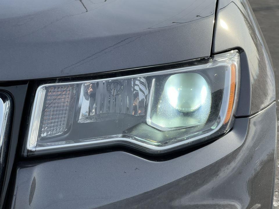 used 2021 Jeep Grand Cherokee car, priced at $20,490