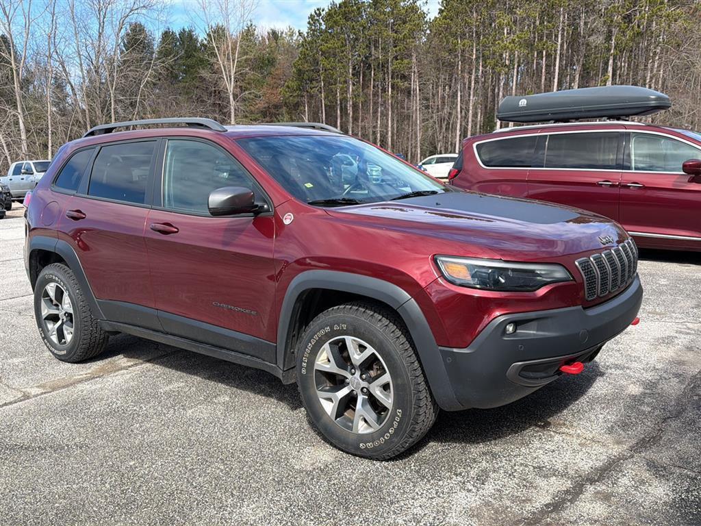 used 2019 Jeep Cherokee car, priced at $18,390